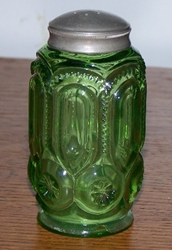 44-31 Green Shaker